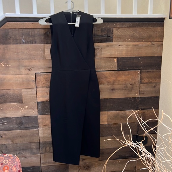 Alice + Olivia Dresses & Skirts - Alice +Olivia dress.